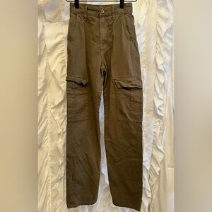 Stradivarius Olive Green Cargo Pants Women’s Size 0